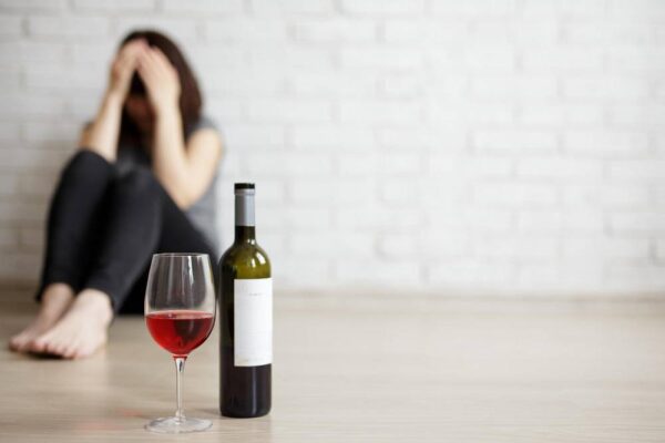 Delirium Tremens: Co To Jest, Przyczyny, Objawy i Leczenie Delirium Alkoholowego